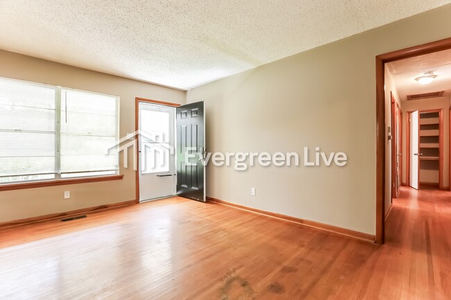 805 W 58th St in North Little Rock, AR - Building Photo - Building Photo