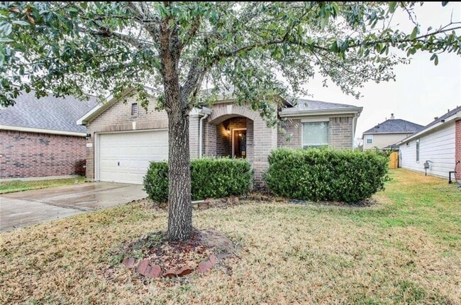 property at 16407 Grants Manor Ct