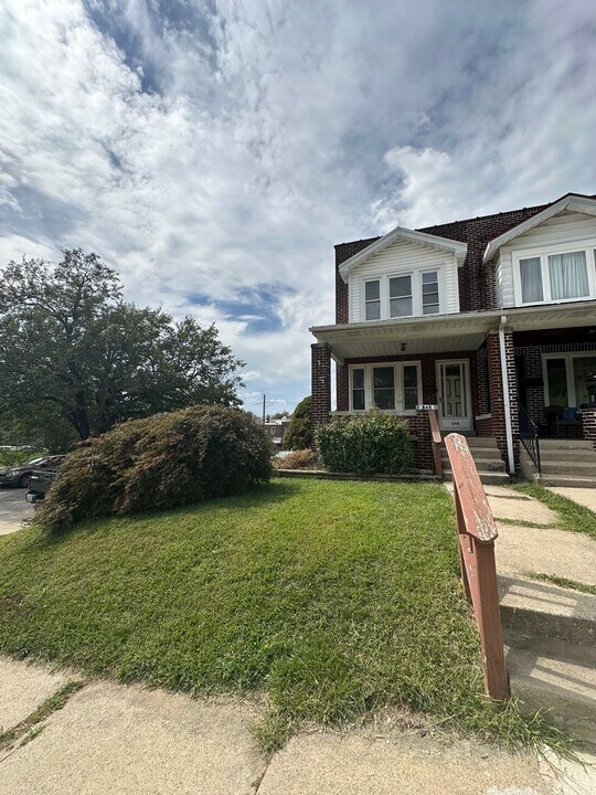 346 S 14th St in Allentown, PA - Building Photo
