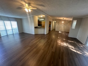 4060 Yellow Creek Trail in Cumming, GA - Foto de edificio - Building Photo