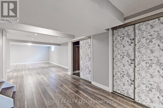 7 Boundy Crescent in Toronto, ON - Building Photo - Building Photo