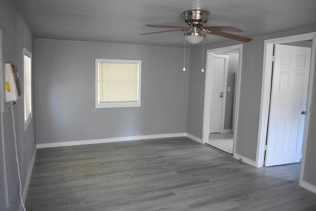 1518 Brown St in Nacogdoches, TX - Building Photo - Building Photo