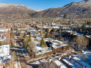 747 S Galena St in Aspen, CO - Building Photo - Building Photo