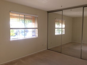480 Bollinger Canyon Ln, Unit 275 in San Ramon, CA - Foto de edificio - Building Photo