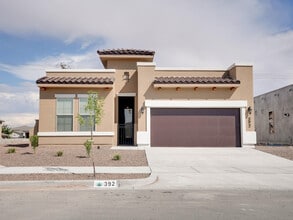 392 Frodsham St in Horizon City, TX - Building Photo - Building Photo