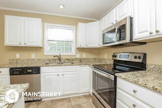 701 Comanche Ct in Nashville, TN - Foto de edificio - Building Photo