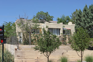 1301-1305 Coal Ave SE in Albuquerque, NM - Building Photo - Building Photo