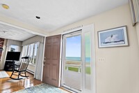 21 Seaside Rd in Scituate, MA - Foto de edificio - Building Photo