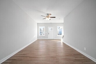 317 Honeycomb Ct in Clarksville, TN - Building Photo - Building Photo