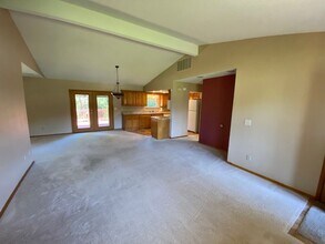 519 N F St in Rogers, AR - Building Photo - Building Photo