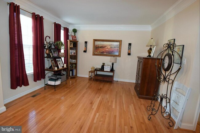 805 Thicket Ct in Odenton, MD - Building Photo - Building Photo