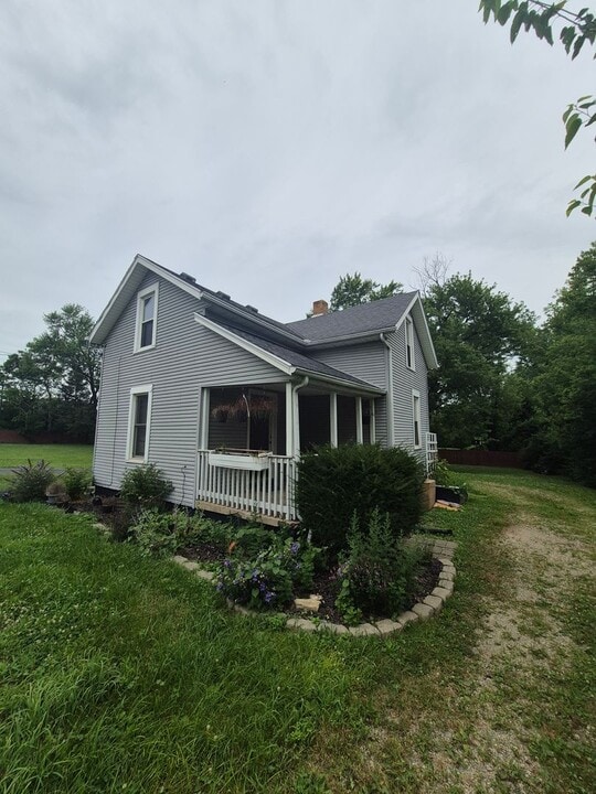 5521 E Westbrook Rd in Clayton, OH - Building Photo