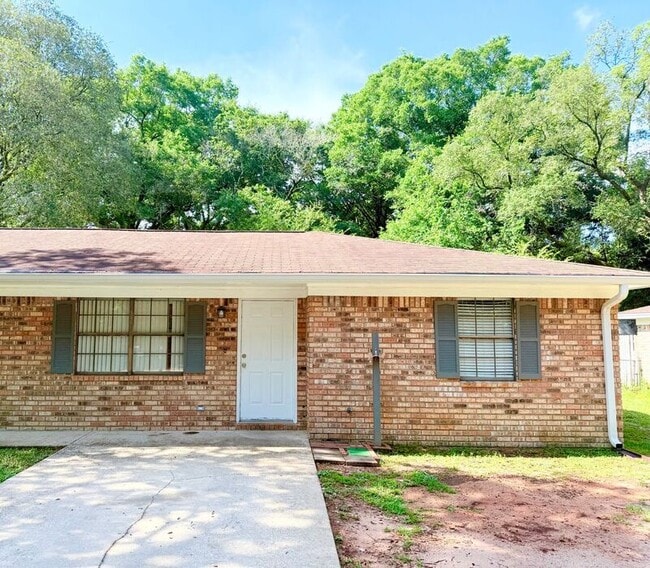 property at 6461 Maddox Rd