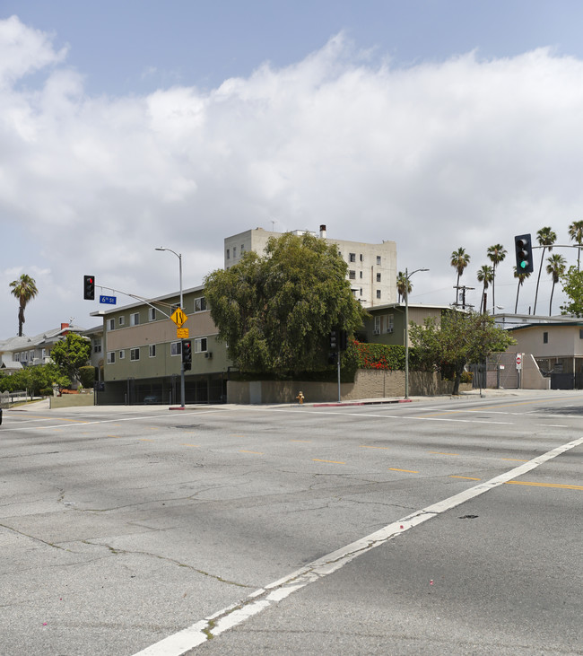 4125 W 6th St in Los Angeles, CA - Building Photo - Building Photo