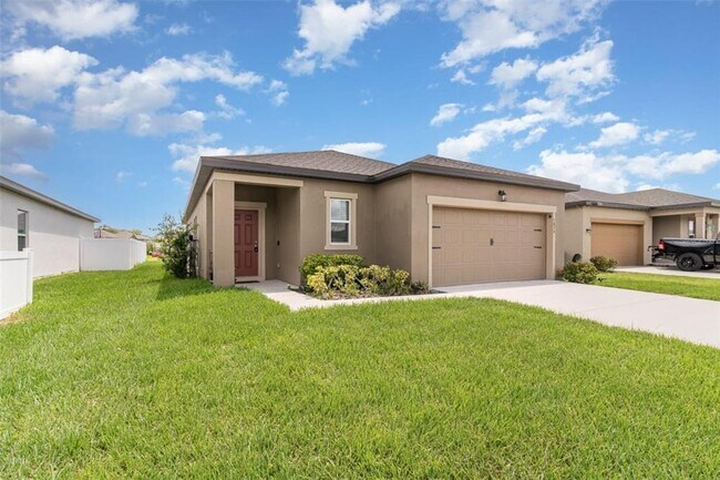 5876 Bovine Dr in St. Cloud, FL - Building Photo - Building Photo