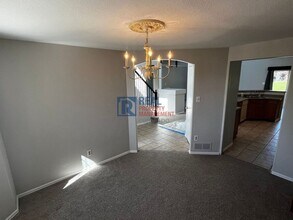 4810 Eagle Blvd in Longmont, CO - Foto de edificio - Building Photo