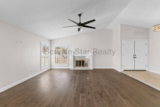 1703 N La Rosa Dr in Tempe, AZ - Building Photo - Building Photo