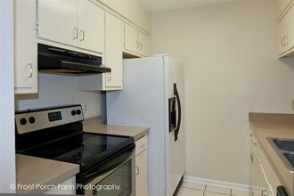 3756 Donovan Dr in Tallahassee, FL - Building Photo - Building Photo