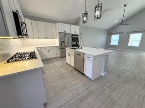 6609 Ranchito Dr in Austin, TX - Building Photo - Building Photo