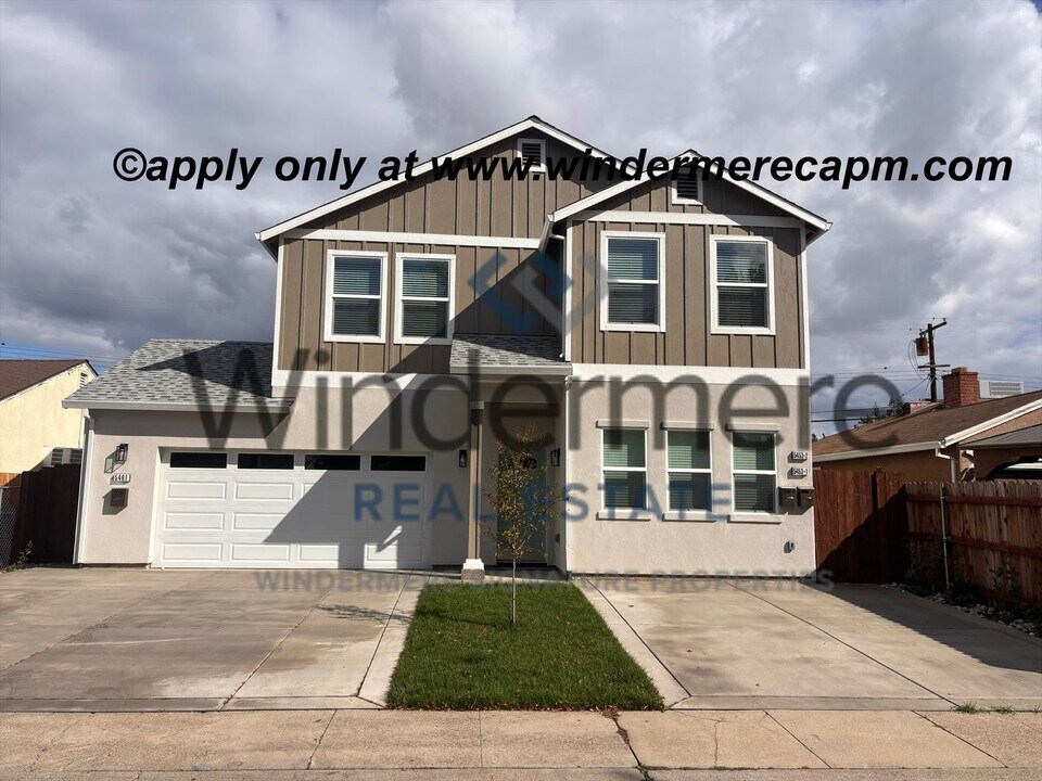 5461 Bradford Dr in Sacramento, CA - Building Photo