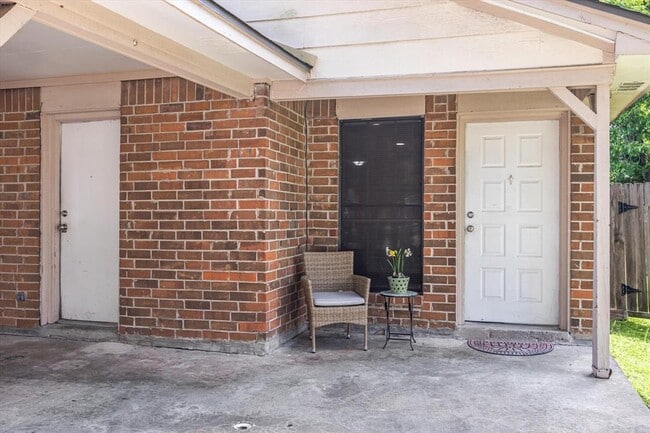 5709 Cripple Brook Ct in Houston, TX - Building Photo - Building Photo