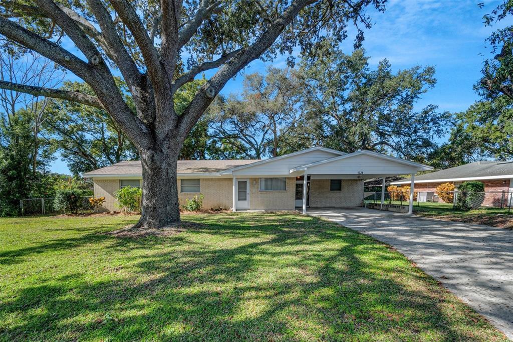 1721 Petersburg Ave in Lakeland, FL - Building Photo