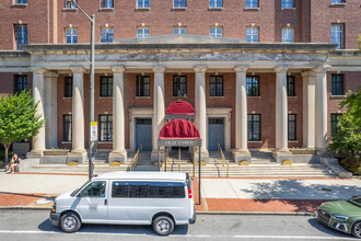 The Colonnade in Philadelphia, PA - Building Photo - Building Photo