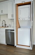 6459 Wynkoop St in Los Angeles, CA - Foto de edificio - Building Photo