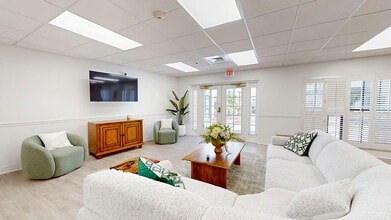 The Blake at Bradenton in Bradenton, FL - Foto de edificio - Building Photo