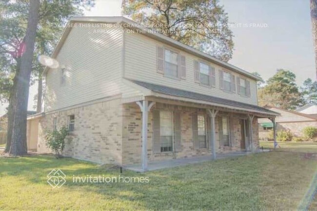 property at 16303 Fox Crossing Ln