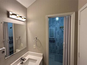 1949 Sampsell Dr in Grand Prairie, TX - Building Photo - Building Photo