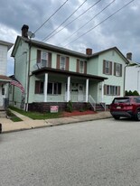 522 Chestnut St in Latrobe, PA - Building Photo