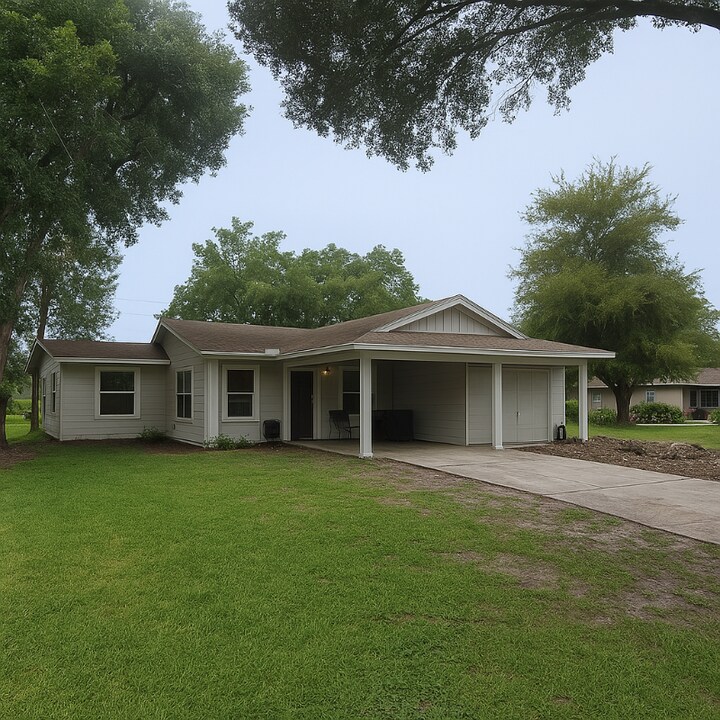 607 45th St E in Palmetto, FL - Building Photo