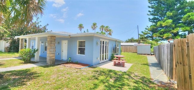 14026 E Parsley Dr in Madeira Beach, FL - Building Photo - Building Photo