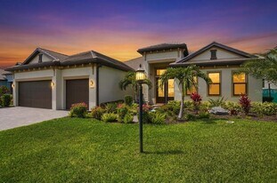 15917 Tradewind Ter in Bradenton, FL - Building Photo