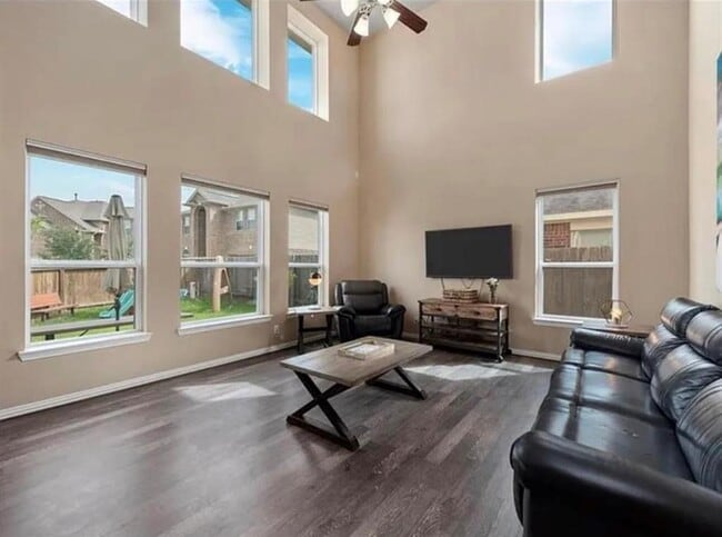 11111 Creek Mist Dr in Cypress, TX - Building Photo - Building Photo