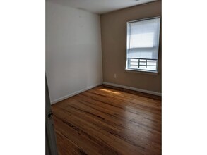 28 Seabury St in Newark, NJ - Building Photo - Building Photo