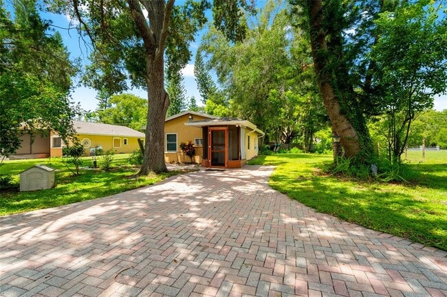 property at 5709 Lake Le Clare Rd