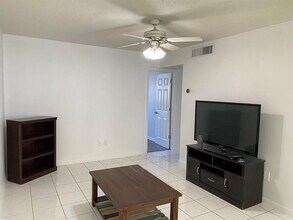 340 NW 19th St in Boca Raton, FL - Building Photo - Building Photo