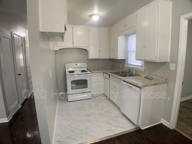 3117 N Lindsay Ave in Oklahoma City, OK - Building Photo - Building Photo