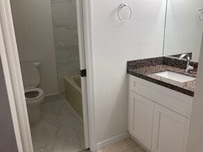 11540 SW 148th Ct in Miami, FL - Building Photo - Building Photo