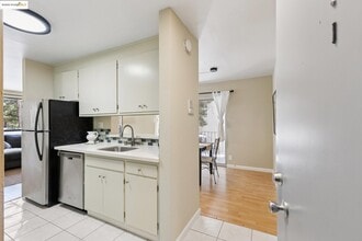 2632 Warring St in Berkeley, CA - Building Photo - Building Photo