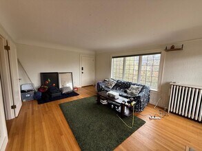 4903 Linden Ave N in Seattle, WA - Building Photo - Building Photo