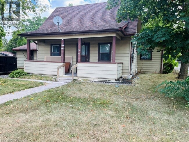 1279 Hamilton St in Cambridge, ON - Building Photo - Building Photo