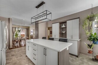 2391 Laurier Boul in Québec, QC - Building Photo - Building Photo