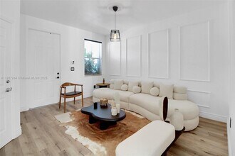 4362 NW 114th Path in Doral, FL - Building Photo - Building Photo