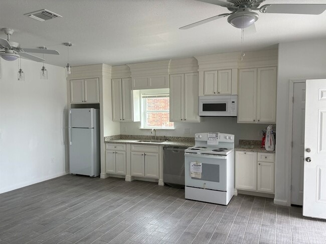 311 Rosalinda Dr in Del Rio, TX - Building Photo - Building Photo