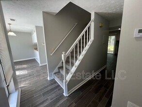 803 Heritage Oaks Dr in Stone Mountain, GA - Building Photo - Building Photo