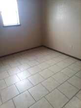 902 Cynthia St in Wilburton, OK - Building Photo - Building Photo