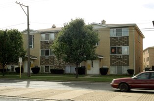 9231-9235 Irving Park Rd in Schiller Park, IL - Building Photo